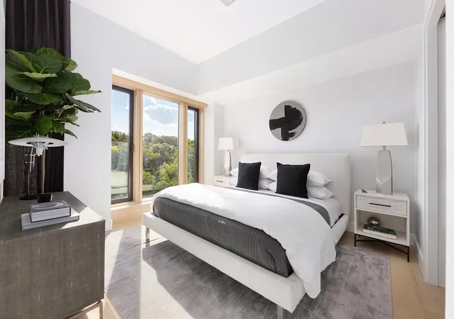 Listing Photo 5 - Condo for sale in 145 Central Park North located at 145 Central Park N, New York, NY 10026 - Unit #4-B
