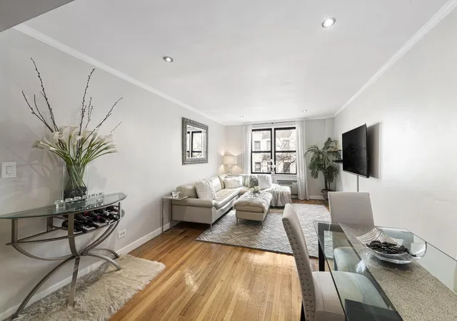 1st image of 330 E 70th St #2-H, New York City, NY 10021 | MLS# RLS20073557