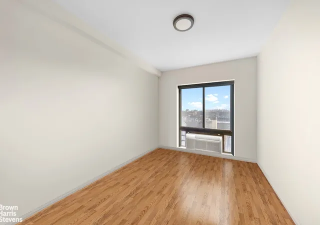 5th image of The Shelton, New York, NY 11221