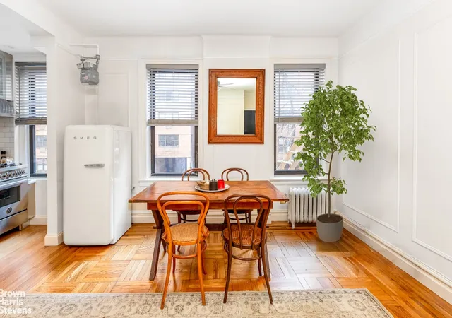 4th image of 333 E 80Th St #2D, New York City, NY 10021 | MLS# RLS20073599
