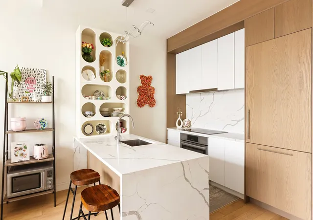 4th image of 45-30 Pearson St, New York City, NY 11101