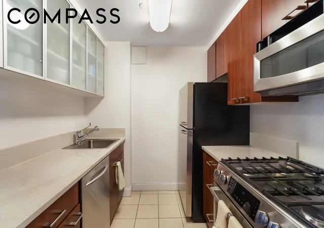 Photo 3 of Sale Pending at 215 217 E 96th Street #32F, New York, NY 10128 | MLS# RLS20072183 | Listing updated on 2026-09-01
