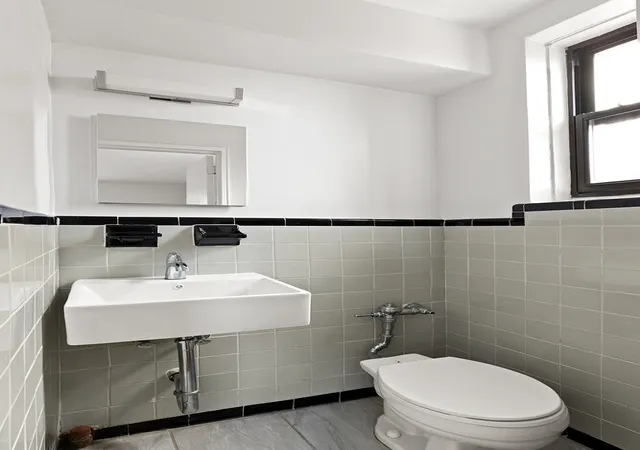 7th image of 345 Webster Ave #4N, Brooklyn, NY 11230 | MLS# RLS20073639