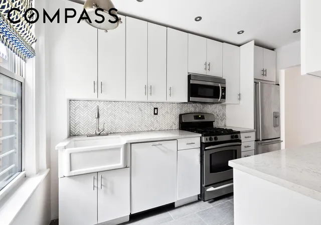 Photo 1 of Sale Pending at 150 E 49th Street #8B, New York, NY 10017 | MLS# RLS20073040 | Listing updated on 2026-07-16