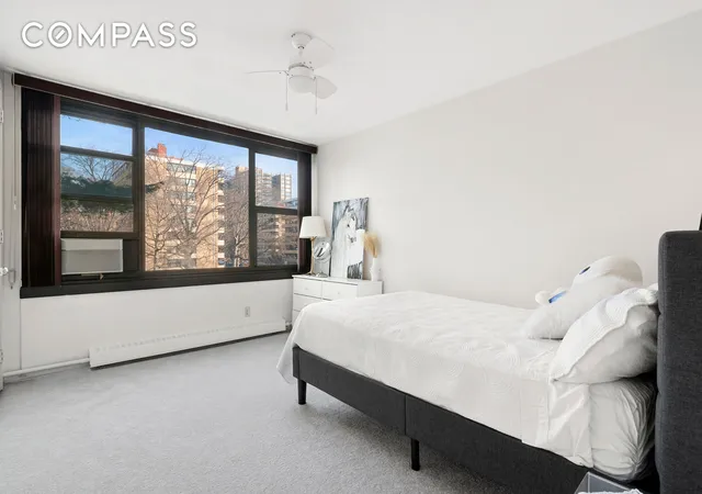 5th image of 9-20 166Th St, New York, NY 11357