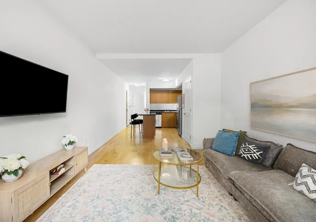 2nd image of 20 West St #22F, New York, NY 10004 | MLS# RLS20073781