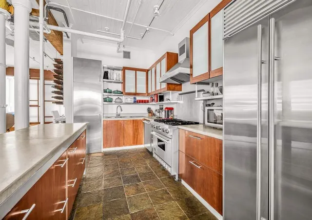 Photo 4 of Single family home for sale at 351 W Broadway #2, New York City, NY 10013 | MLS# RLS20073846 | Listing updated on 2026-08-04