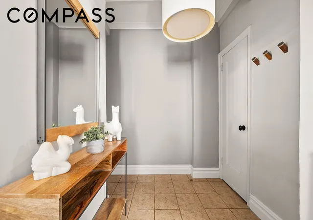 4th image of 760 W End Ave, New York, NY 10025
