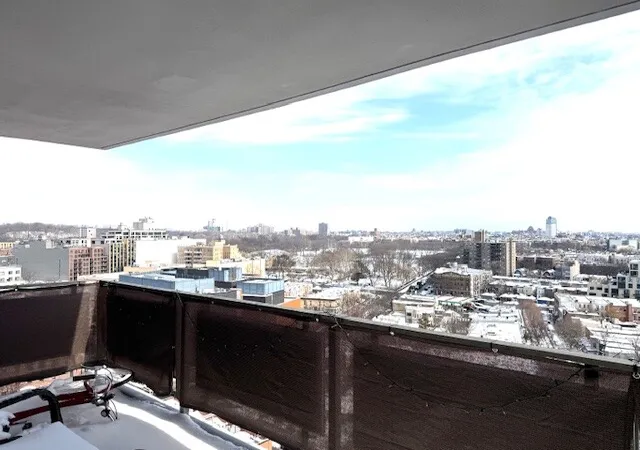 Photo 3 of Sale Pending at 135 Ocean Pkwy #17T, Brooklyn, NY 11218 | MLS# RLS20073867 | Listing updated on 2026-03-17