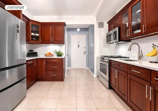4th image of 920 E 17Th St #609, New York City, NY 11230 | MLS# RLS20073871