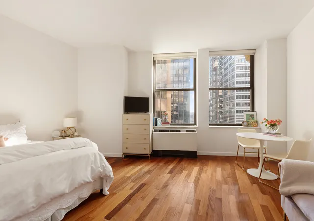 Photo 2 of Sale Pending at 1 Wall St Ct #PH04, New York, NY 10005 | MLS# RLS20073874 | Listing updated on 2026-07-08