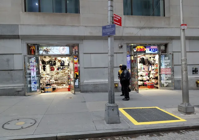 2nd image of 15 Broad St, New York City, NY 10005