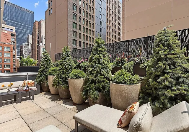 Photo 3 of Sale Pending at 261 W 28th Street #10D, New York City, NY 10001 | MLS# RLS20074071 | Listing updated on 2026-07-24