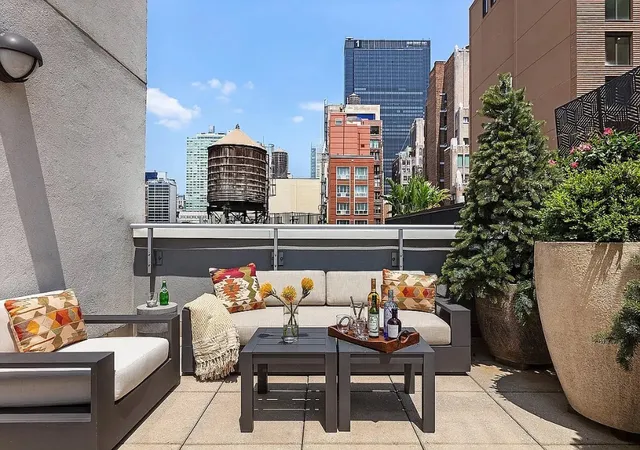 Photo 4 of Sale Pending at 261 W 28th Street #10D, New York City, NY 10001 | MLS# RLS20074071 | Listing updated on 2026-07-24