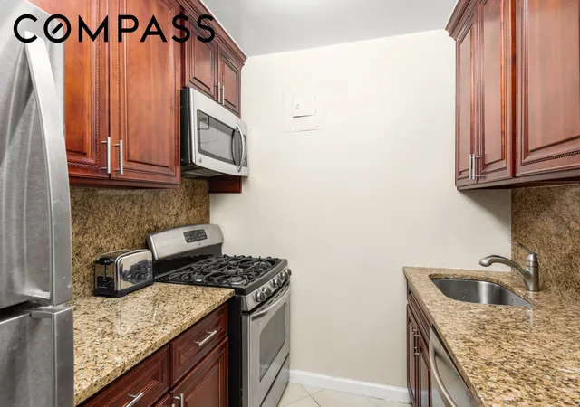 Photo 4 of House for sale at 401 E 65th Street #2J, New York, NY 10065 | MLS# RLS20073404 | Listing updated on 2026-07-23