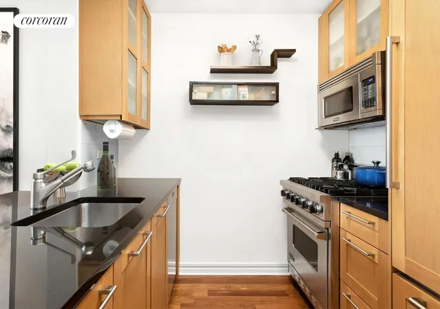 Photo 2 of House for sale at 200 W End Ave #12M, New York, NY 10023 | MLS# RLS20074116 | Listing updated on 2026-07-21