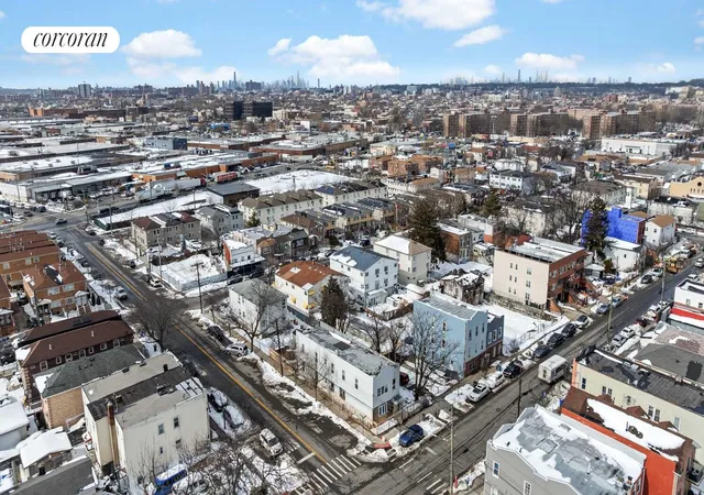 Listing Photo 4 - Condo for sale in building located at 958 Crescent St, New York City, NY 11208