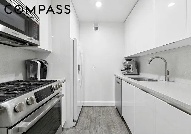 Photo 3 of House for sale at 146 W 57th Street #47B, New York City, NY 10019 | MLS# RLS20063394 | Listing updated on 2026-06-10