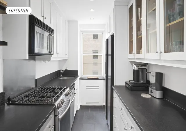 Photo 3 of Townhouse for sale at 11 5th Avenue #3U, New York City, NY 10003 | MLS# RLS20074326 | Listing updated on 2026-07-27