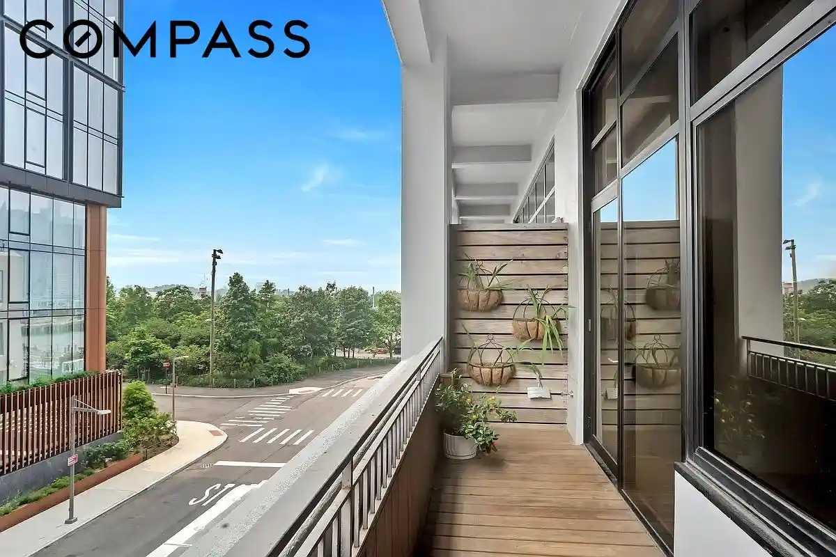 Listing Photo 2 - Condo for sale in 360 Furman St located at 360 Furman St, New York, NY 11201 - Unit #202
