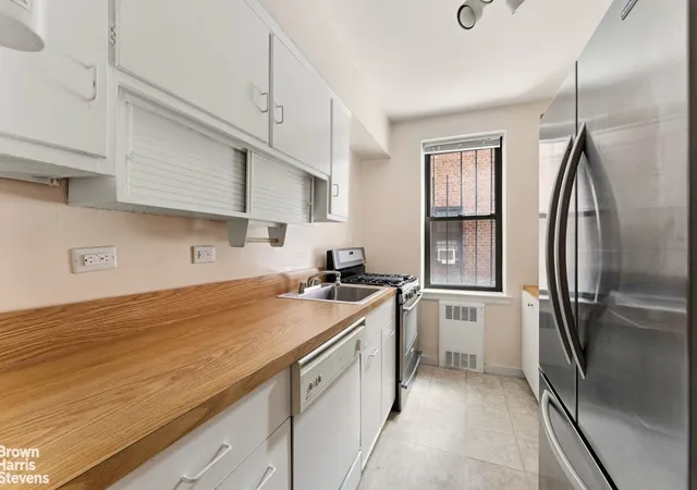 Homes for sale in New York City, NY | 50 E 8Th St #1S, New York City, NY 10003 | MLS# RLS20074464