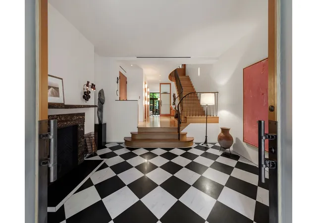 Photo 3 of Single family home for sale at 22 E 94th Street, New York City, NY 10128 | MLS# RLS20074532 | Listing updated on 2026-07-14