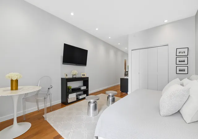 Photo 1 of Condo for sale at 1 Wall St Ct #1102, New York City, NY 10005 | MLS# RLS20074574 | Listing updated on 2026-04-09