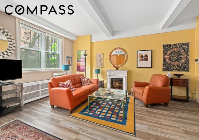 3rd image of 345 E 54Th St, New York City, NY 10022