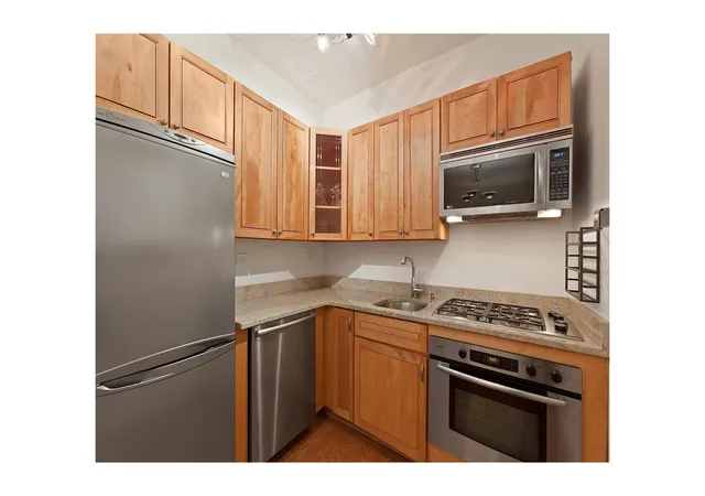 Photo 3 of Condo for sale at 16 W 16th Street #1UN, New York, NY 10011 | MLS# RLS20074696 | Listing updated on 2026-03-29