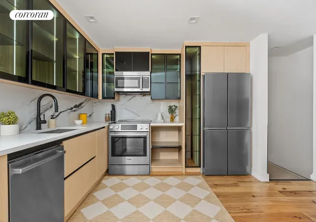 Photo 3 of Condo for sale at 924 Lafayette Ave, Brooklyn, NY 11221 | MLS# RLS20074754 | Listing updated on 2026-05-16