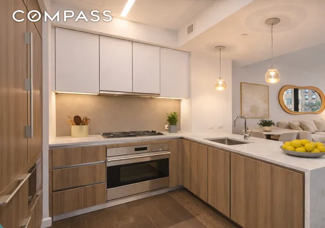 3rd image of 591 3Rd Ave, New York, NY 10016