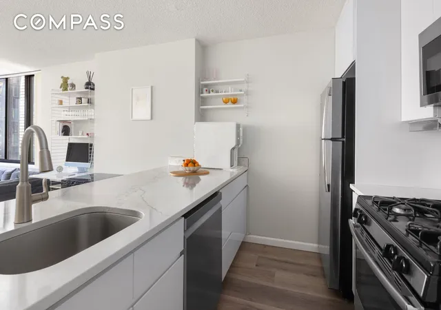 Photo 4 of House for sale at 445 5th Avenue #21A, New York City, NY 10016 | MLS# RLS20073354 | Listing updated on 2026-04-19
