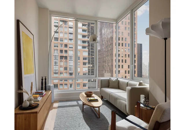 Photo 2 of Sale Pending at 135 E 47th Street #27B, New York City, NY 10017 | MLS# RLS20075279 | Listing updated on 2026-04-13