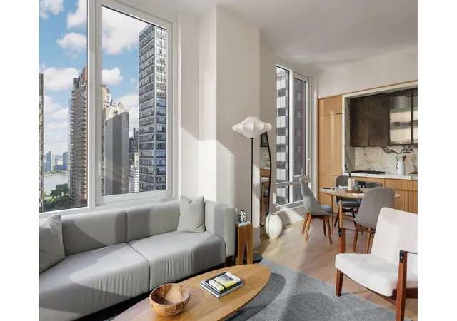 Photo 3 of Sale Pending at 135 E 47th Street #27B, New York City, NY 10017 | MLS# RLS20075279 | Listing updated on 2026-04-13