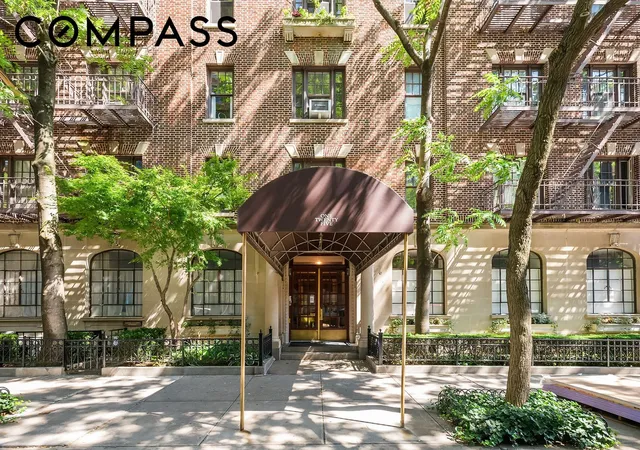 11th image of 125 W 12th St #4D, New York City, NY 10011 | MLS# RLS20074931
