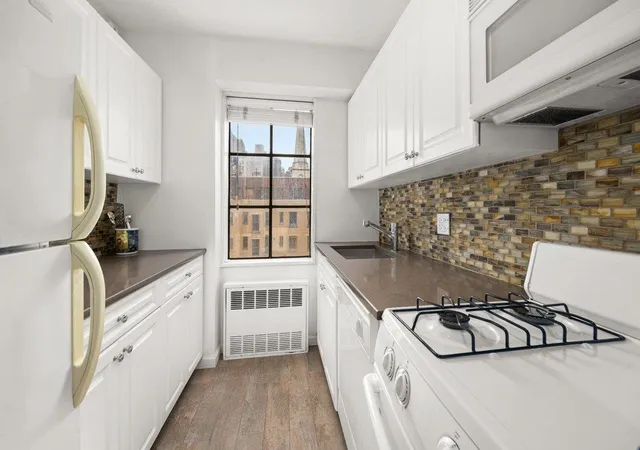Photo 4 of House for sale at 178 E 80th Street #11-E, New York City, NY 10075 | MLS# RLS20075299 | Listing updated on 2026-06-23
