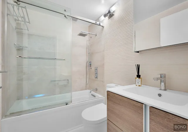 Photo 4 of House for sale at 150 W 56th Street #3107, New York City, NY 10019 | MLS# RLS20075367 | Listing updated on 2026-07-03