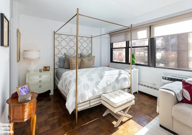 4th image of 210 E 15Th St #5H, New York, NY 10003 | MLS# RLS20075395
