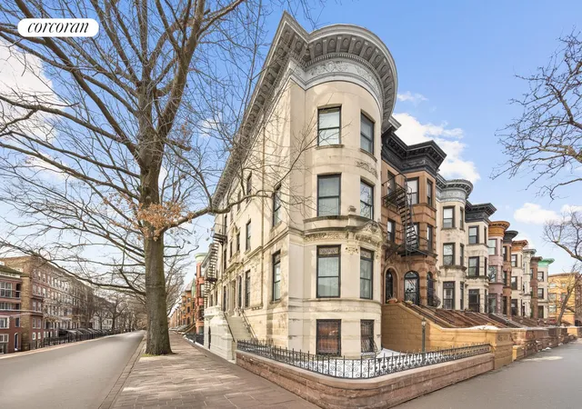 1st image of 400 Stuyvesant Ave, New York City, NY 11233 | MLS# RLS20075527