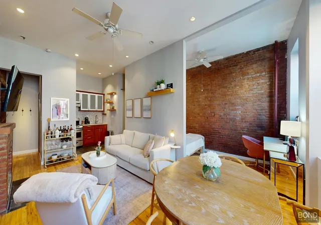 Photo 2 of Condo for sale at 256 260 W 21st Street #1D, New York City, NY 10011 | MLS# RLS20075555 | Listing updated on 2026-07-25