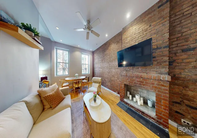 Listing Photo 5 - Condo for sale in building located at 256-260 W 21St St, New York City, NY 10011 - Unit #1D