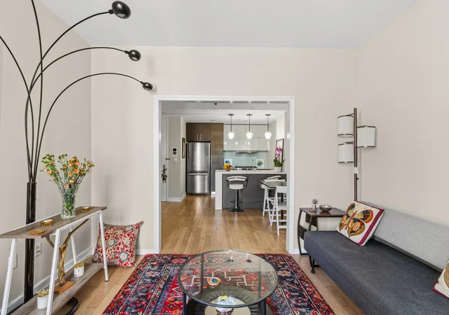 Listing Photo 3 - Condo for sale in building located at 21-45 44Th Dr, New York City, NY 11101 - Unit #4-I