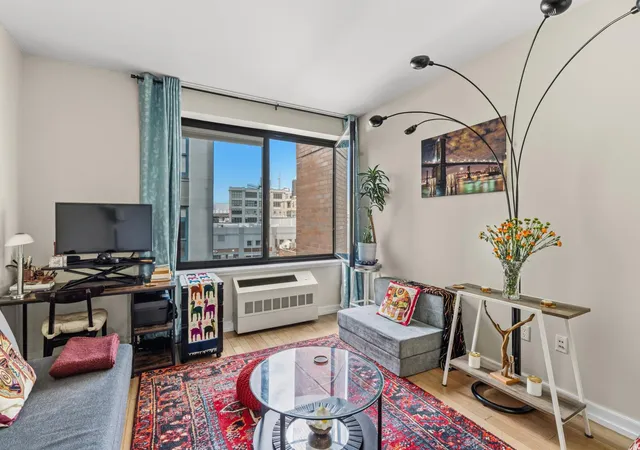 Listing Photo 4 - Condo for sale in building located at 21-45 44Th Dr, New York City, NY 11101 - Unit #4-I
