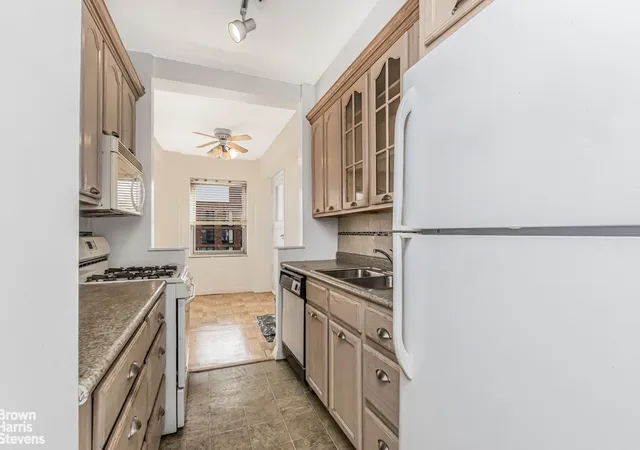4th image of 3515 Henry Hudson Pkwy #5G, Bronx, NY 10463 | MLS# RLS20075604