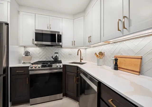 Photo 3 of Sale Pending at 1400 5th Avenue #5L, New York City, NY 10026 | MLS# RLS20075741 | Listing updated on 2026-09-01