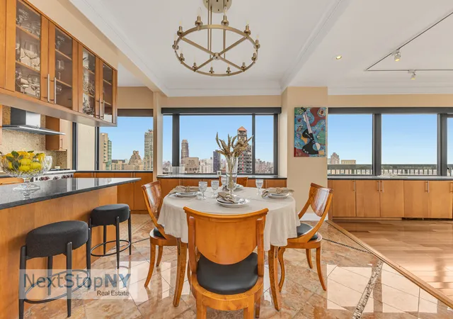 Listing Photo 4 - Condo for sale in building located at 300 E 59Th St, New York, NY 10022 - Unit #PH06
