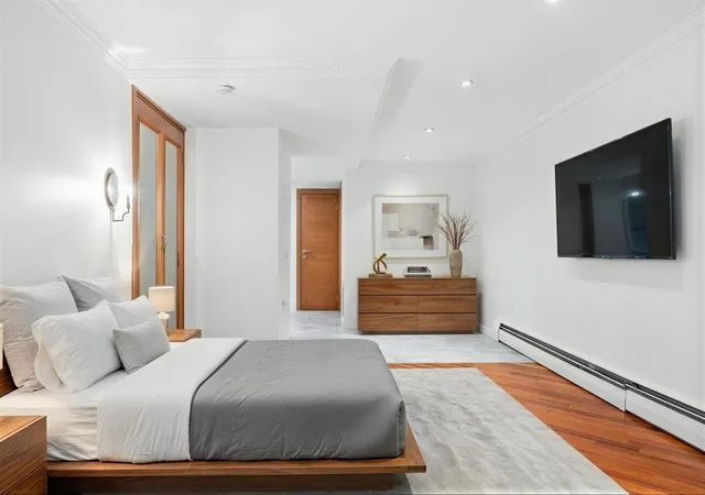 Photo 4 of House for sale at 303 W 80th Street #1-A, New York, NY 10024 | MLS# RLS20075833 | Listing updated on 2026-07-29