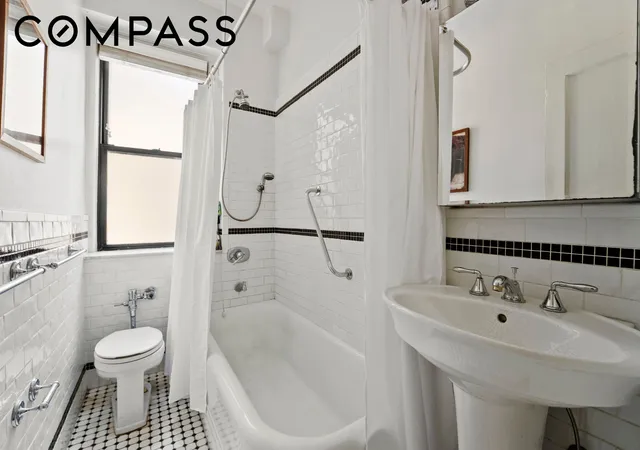 Photo 4 of House for sale at 205 W 54th Street #5F, New York City, NY 10019 | MLS# RLS20075154 | Listing updated on 2026-07-12