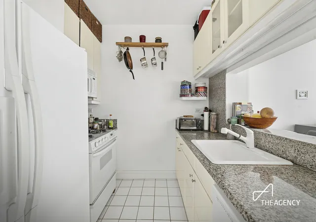 Homes for sale in New York City, NY | 200 Riverside Blvd #12B, New York City, NY 10069 | MLS# RLS20075858