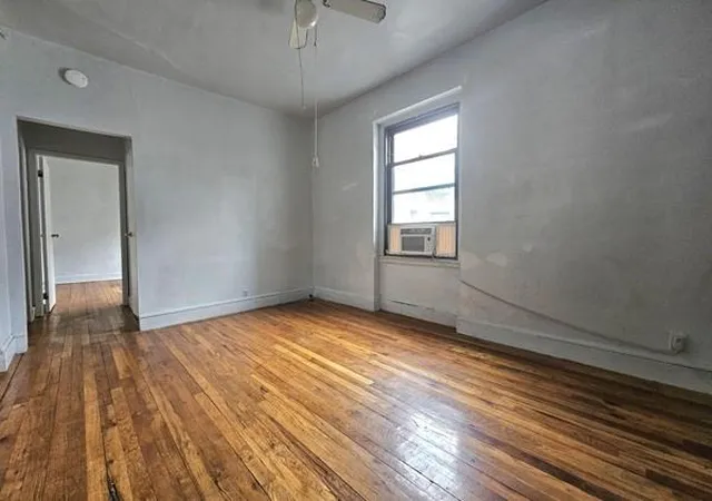 2nd image of 21-67 33Rd St, New York City, NY 11105